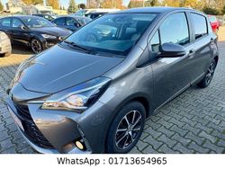 Grau Gebraucht 2019 Toyota Yaris Limousine | 12.590 € (Guter Preis)