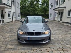 Grau Gebraucht 2013 BMW 118 Performance Kleinwagen | 6.900 € (Guter Preis)