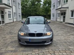 Grau Gebraucht 2013 BMW 118 Performance Kleinwagen | 8.500 € (Fairer Preis)