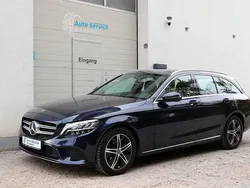 Cavansitblau metallic Gebraucht 2019 Mercedes C180 Avantgarde Kombi | 18.444 € (Guter Preis)