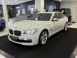 Weiß Gebraucht 2012 BMW 750 M Sport Limousine | 21.900 € (Fairer Preis)