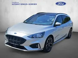 Polarsilber metallic Gebraucht 2021 Ford Focus ST-Line | 18.990 € (Fairer Preis)