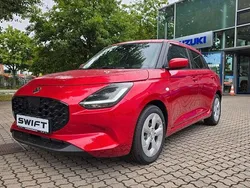 Burning red pearl Neu 2025 Suzuki Swift Comfort Kleinwagen | 20.750 €