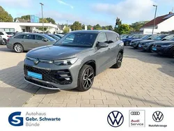 Grau Gebraucht 2025 VW Tayron R-line SUV | 62.670 € (Teuer)