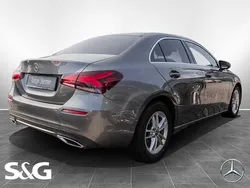 Metalliclack mountaingrau Gebraucht 2020 Mercedes A200 Progressive Limousine | 27.777 € (Teuer)