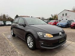 Grau Gebraucht 2016 VW Golf VII LOUNGE Limousine | 11.999 € (Guter Preis)