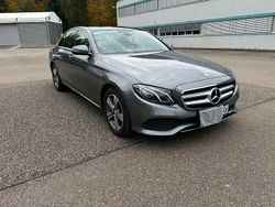 Grau Gebraucht 2016 Mercedes E220 Avantgarde Limousine | 25.500 € (Fairer Preis)