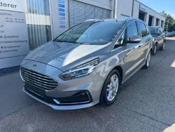 Solarsilber Gebraucht 2020 Ford S-MAX Titanium Van / Kleinbus | 26.930 € (Etwas zu teuer)