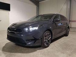 Pentagrau metallic Gebraucht 2024 Kia Ceed Sportswagon Kombi | 24.690 € (Fairer Preis)