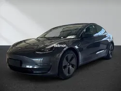 Grau Gebraucht 2021 Tesla Model 3 Limousine | 26.364 € (Fairer Preis)