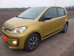 Gold Gebraucht 2017 VW up! CLUB Kleinwagen | 8.600 € (Guter Preis)