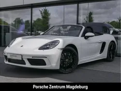 Weiß Gebraucht 2024 Porsche 718 Boxster Cabrio | 72.590 € (Fairer Preis)