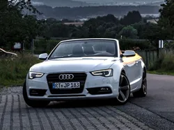 Weiß Gebraucht 2012 Audi A5 Cabriolet S-Line Cabrio | 18.900 € (Teuer)
