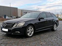 Schwarz Gebraucht 2010 Mercedes E350 Kombi | 7.000 € (Guter Preis)