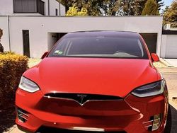 Rot Gebraucht 2017 Tesla Model X SUV | 48.500 €