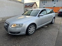 Silber Gebraucht 2005 Audi A6 Comfort Kombi | 1.200 € (Guter Preis)
