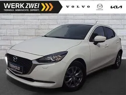 Weiß Gebraucht 2023 Mazda 2 Exclusive-Line Limousine | 16.900 € (Teuer)