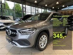 Grau Gebraucht 2022 Mercedes GLA200 SUV | 31.890 € (Guter Preis)
