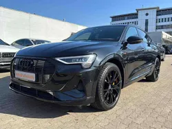 Schwarz Gebraucht 2022 Audi e-tron Sportback Black Edition SUV | 40.950 € (Guter Preis)