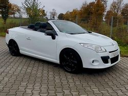 Weiß Gebraucht 2011 Renault Mégane Cabriolet Luxe Cabrio | 5.000 € (Fairer Preis)