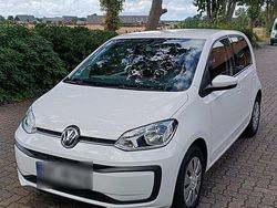 Weiß Gebraucht 2020 VW up! Kleinwagen | 9.260 € (Fairer Preis)