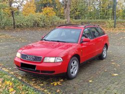 Rot Gebraucht 1997 Audi A4 Kombi | 3.000 €