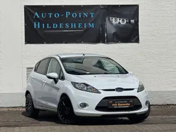 Weiß Gebraucht 2012 Ford Fiesta Champions Edition Kleinwagen | 4.990 € (Etwas zu teuer)
