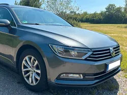 Grau Gebraucht 2015 VW Passat Comfortline Kombi | 13.999 € (Superpreis)