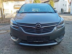 Grau Gebraucht 2019 Opel Zafira Life S Van / Kleinbus | 14.300 €