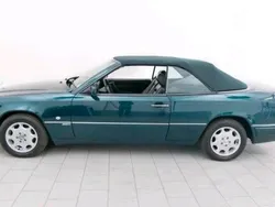 Grün Gebraucht 1997 Mercedes E220 Cabrio | 19.900 € (Guter Preis)