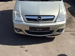 Grau Gebraucht 2008 Opel Meriva Edition Van / Kleinbus | 1.100 € (Superpreis)