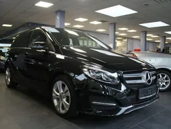 Schwarz Gebraucht 2018 Mercedes B220 Urban Van / Kleinbus | 21.980 € (Fairer Preis)