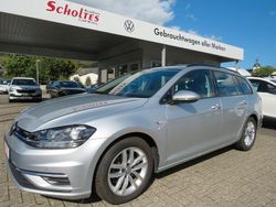 Reflexsilber metallic Gebraucht 2020 VW Golf VIII Comfortline Kombi | 18.480 € (Fairer Preis)