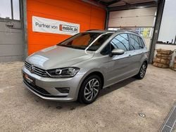 Silber Gebraucht 2017 VW Golf Sportsvan Sound Van / Kleinbus | 11.899 € (Guter Preis)