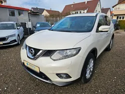 Weiß Gebraucht 2017 Nissan X-Trail Acenta SUV | 16.990 €