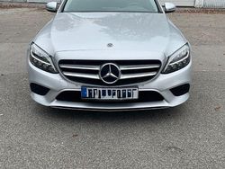 Silber Gebraucht 2019 Mercedes 180 Limousine | 22.600 € (Teuer)