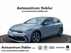 Mondsteingrau Gebraucht 2023 VW Golf VIII R-line Limousine | 28.840 € (Superpreis)