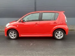 Rot Gebraucht 2005 Daihatsu Sirion Kleinwagen | 2.900 € (Teuer)