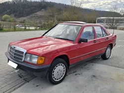 Rot Gebraucht 1986 Mercedes 190 Limousine | 3.970 €