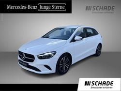 Weiß Gebraucht 2024 Mercedes B180 Progressive Van / Kleinbus | 30.650 € (Guter Preis)