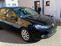 Schwarz Gebraucht 2010 VW Golf VI Highline Limousine | 4.900 € (Fairer Preis)