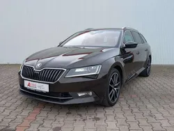 Magneticbraun metallic Gebraucht 2016 Skoda Superb LAURIN & KLEMENT Kombi | 14.990 € (Guter Preis)