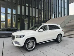 Weiß Gebraucht 2022 Mercedes GLS600 Maybach SUV | 213.010 €