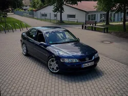 Blau Gebraucht 2000 Opel Vectra Limousine | 1.300 € (Fairer Preis)