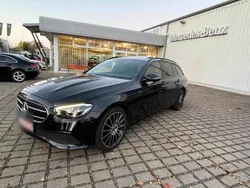 Schwarz Gebraucht 2021 Mercedes E220 Avantgarde Kombi | 33.999 € (Fairer Preis)