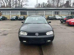 Schwarz Gebraucht 2003 VW Golf IV Kombi | 1.750 € (Teuer)