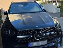 Schwarz Gebraucht 2021 Mercedes GLE300 AMG line SUV | 46.900 €