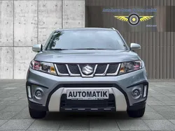 Galactic gray metallic Gebraucht 2018 Suzuki Vitara SUV | 18.900 € (Fairer Preis)