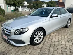 Silber Gebraucht 2018 Mercedes E220 Avantgarde Limousine | 16.900 € (Teuer)
