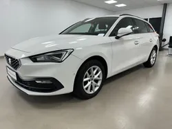 Weiß Gebraucht 2022 Seat Leon Style Kombi | 20.590 € (Fairer Preis)